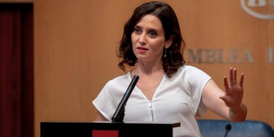 Isabel D&iacute;az Ayuso en la Asamblea de Madrid. 