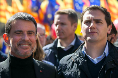 Vicnuel Sánchez: "¿Sigue la derecha secundando la propaganda izquierdista?