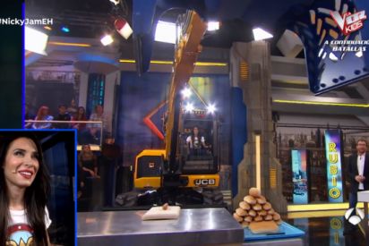 En 'El Hormiguero' ya no pueden ser m&aacute;s absurdos y esto es lo que hicieron con Pilar Rubio y unos perritos calientes