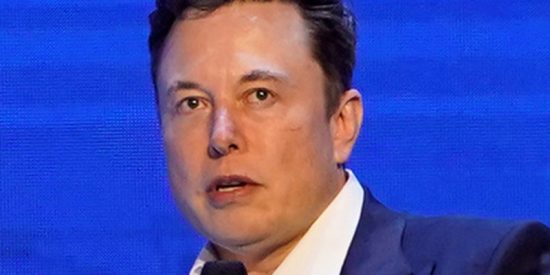 &iquest;Sab&iacute;as que Elon Musk cambia o destruye sus m&oacute;viles de vez en cuando por razones de seguridad?