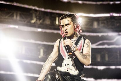 V&iacute;deo viral: As&iacute; muerde una serpiente al rapero Lil Pump en el rodaje de un videoclip