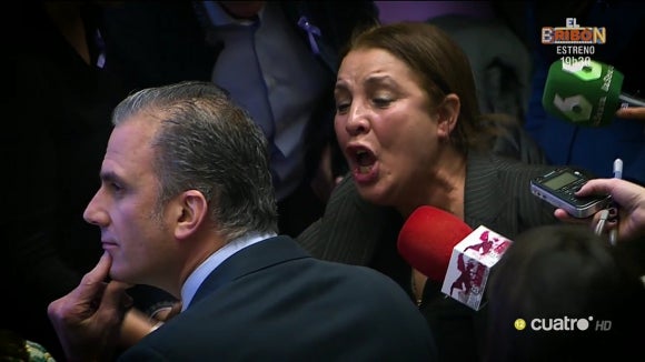 Un tuitero destapa el pasado oscuro de la marroqu&iacute; que increp&oacute; a Ortega Smith: traficante de hero&iacute;na y trincona de subvenciones