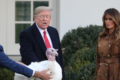 Trump indulta a 'Pan y Mantequilla&rsquo;, dos pavos afortunados, en una ceremonia en la Casa Blanca