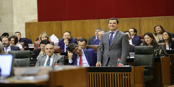 Andalucía se muestra como una "isla de estabilidad" frente al riesgo "progre"