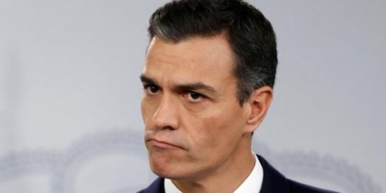 'EREs un caradura': 680 millones de razones para decirle a Pedro Sánchez que no tiene vergüenza