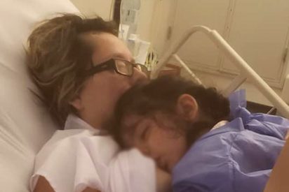 Esta mujer en estado vegetativo despierta al o&iacute;r a su hija pedirle que la amamante