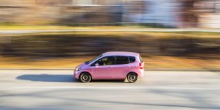 Dos conductores esquivan por los pelos a otro coche kamikaze que circulaba en direcci&oacute;n contraria a gran velocidad
