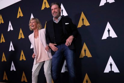 John Travolta y Olivia Newton-John vuelven a encarnar sus personajes de 'Grease' en el 41 aniversario de su estreno