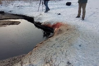 Encuentran este inquietante ’lago de sangre&#039; en un pueblo de Siberia 