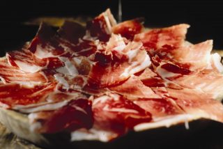 &iquest;Te gusta el buen jam&oacute;n?... pues el mejor de bellota 100% ib&eacute;rico en lonchas cuesta menos de 17 euros