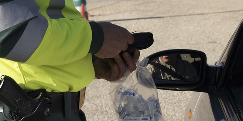 La DGT se pondr&aacute; muy seria en 2020: Guardias Civiles sin uniforme ser&aacute;n los que te examinen del carn&eacute; de conducir, entre otras novedades