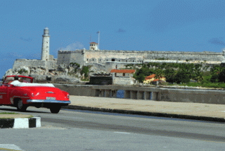 &iexcl;Cuba colapsa!: el turismo se hunde y el pa&iacute;s se queda sin combustible