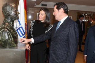 Reina Letizia - Reuni&oacute;n FAD Albiac &copy; Casa S.M. El Rey