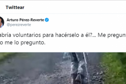 P&eacute;rez-Reverte busca "voluntarios" para hacerle al cazador de Chantada lo mismo que &eacute;ste hizo a su perra Alm