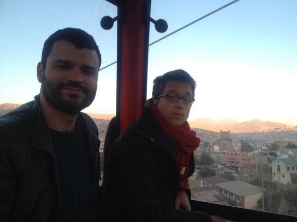 Podemos y sus fotos con el exministro de Morales que organiz&oacute; el 'plan de fuga' fallido de los GEO