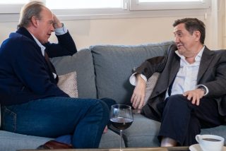Losantos revive con Bert&iacute;n Osborne el dram&aacute;tico instante en que unos independentistas catalanes le pegaron un tiro
