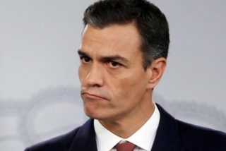 Pedro S&aacute;nchez vende Espa&ntilde;a y vender&iacute;a a su madre para seguir en La Moncloa