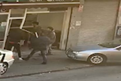 Catalu&ntilde;a sin ley: bestial pelea entre bandas con arma blanca, hachas y palos en un bar de Badalona