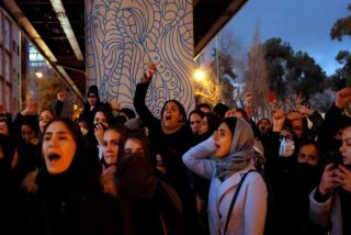 Los medios iran&iacute;es bajo el yugo del r&eacute;gimen: c&oacute;mo cuentan la guerra a su poblaci&oacute;n