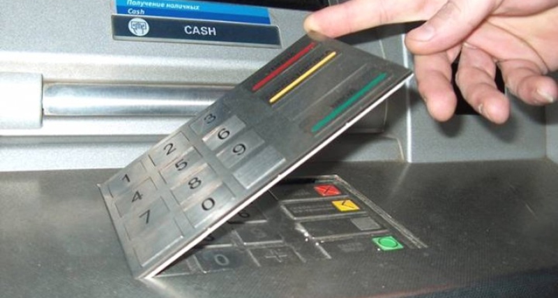 La Guardia Civil alerta contra la estafa del teclado falso en los cajeros autom&aacute;ticos