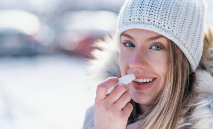 cuidar la piel del frío en la nieve