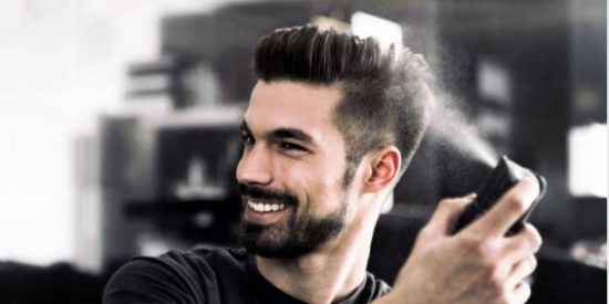 C&oacute;mo usar laca para el pelo de hombre