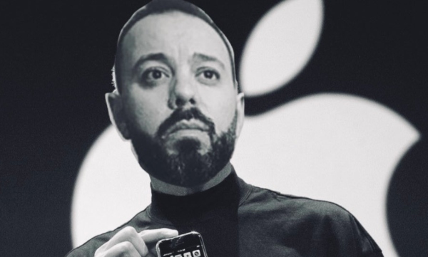 Fríen a memes a Maestre tras ser pillado mintiendo: "Qué recuerdos, el padre de Antonio Maestre presentando el primer iPhone"