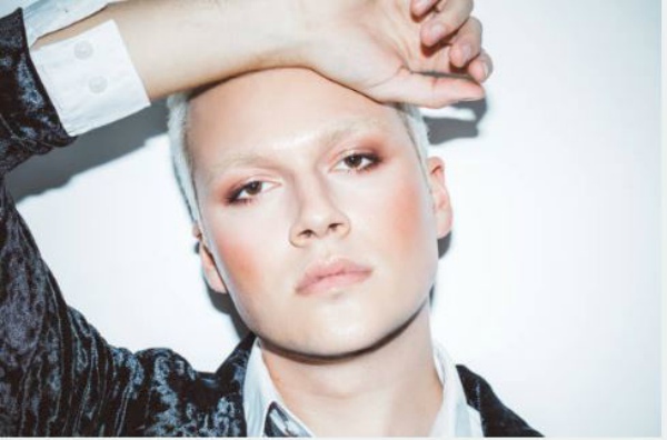 Mejores maquillajes para hombres 2021