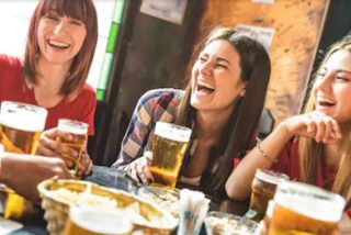 Beneficios de la cerveza en la mujer