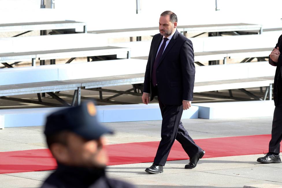 Estados Unidos estudia cursar orden de detención contra Ábalos por reunirse con una ‘narcoterrorista’