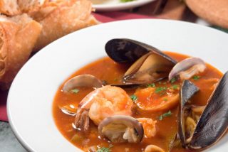 Sopa de pescado: La m&aacute;s sana y nutritiva receta