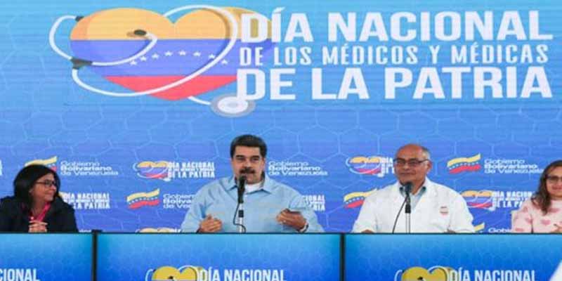 Las locuras del dictador Nicol&aacute;s Maduro con el coronavirus: saludo con la frente y un ant&iacute;doto cubano