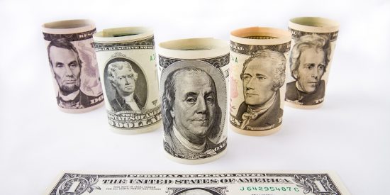 El Dow Jones se desploma un 13% al cierre de la segunda peor sesi&oacute;n de su historia
