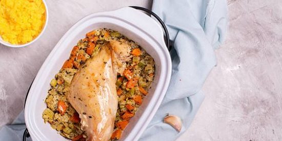 El conejo al ajillo: tradici&oacute;n y sabor en un plato que conquista todos los paladares