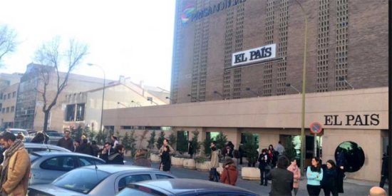 Un periodista de El Pa&iacute;s da positivo por coronavirus y el peri&oacute;dico suspende reuniones y manda a casa a los trabajadores con s&iacute;ntomas de resfriado