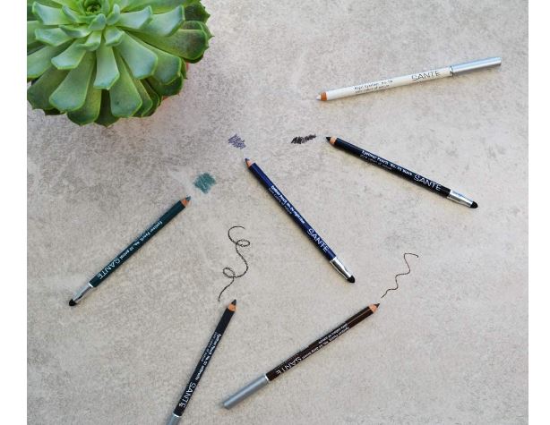 Lápices de ojos duraderos 