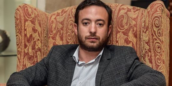 Agust&iacute;n Laje: "La izquierda utiliza un lenguaje b&eacute;lico contra el virus porque en la guerra el Estado se adue&ntilde;a de los individuos"