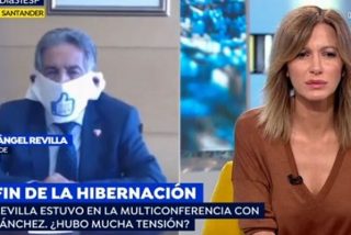El pesad&iacute;simo Revilla insiste en defender su penosa 'servilleta-mascarilla' en TV... aunque &eacute;l use otra
