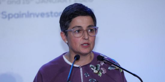 Turqu&iacute;a le manga 150 respiradores a Espa&ntilde;a y la ministra de Exteriores solo musita: "Hasta aqu&iacute; hemos podido llegar"