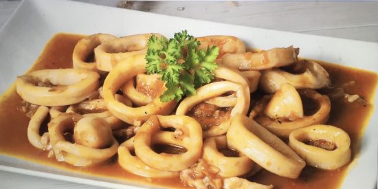 Calamares a la Riojana: La receta de la abuela