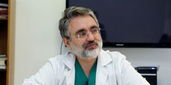 Entrevista al m&eacute;dico Eduardo Raboso: "El coronavirus ya estaba en Espa&ntilde;a desde enero, avisamos lo que pasaba y el Gobierno no hizo nada"