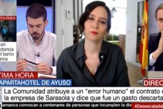 Carlos Cuesta deja KO a un tertuliano monclovita: "No vais a parar hasta ver a Ayuso viviendo debajo de un puente"