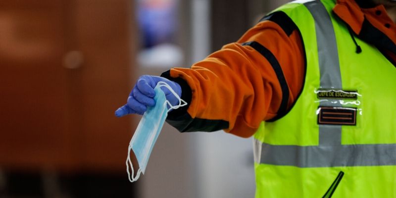 España suma 185 víctimas mortales por coronavirus y ya son más de 25.600 los fallecidos