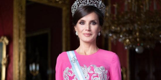 La Reina Letizia, bautizada por la prensa americana como "la royal m&aacute;s fashion del mundo"