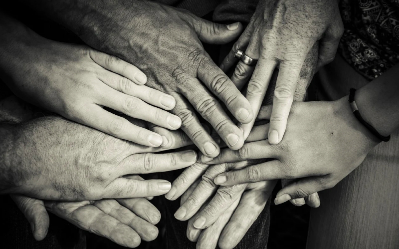 Cristina Montero-Loyola: "La enfermedad que no ten&iacute;a impidi&oacute; que lo trataran y me lo arrebat&oacute; sin derecho a entierro"