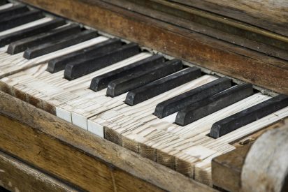 El juez condena a una pianista profesional a pagar 8.000 &euro; a sus vecinos... &iexcl;por tocar el piano!