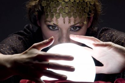 Chiste: el del tipo que llama a la adivina de la televisi&oacute;n