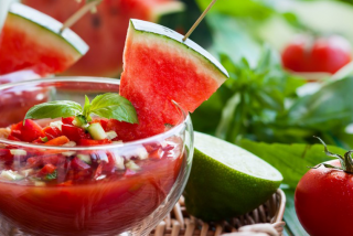 Gazpacho de sand&iacute;a: &iexcl;La receta m&aacute;s refrescante!