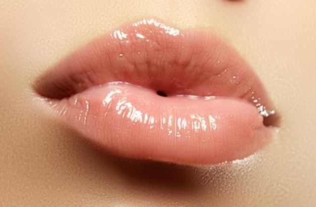Mejores lip gloss transparentes 2021