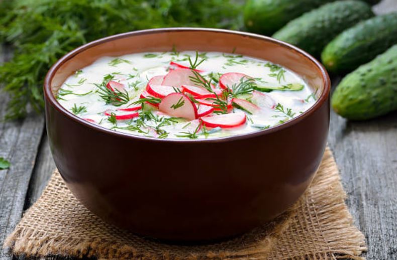 Sopa fr&iacute;a rusa, "Okroshka"